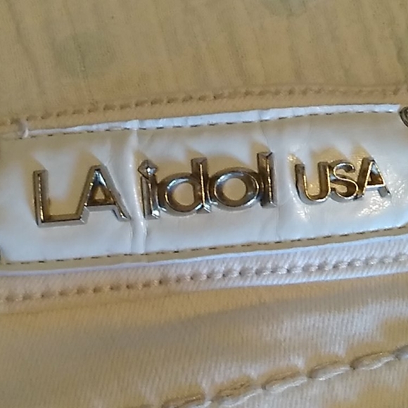 LA IDOL BEJEWELED SHORTS - Picture 8 of 8